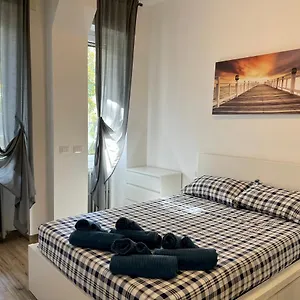https://housitalia-milano.italymilanhotels.net